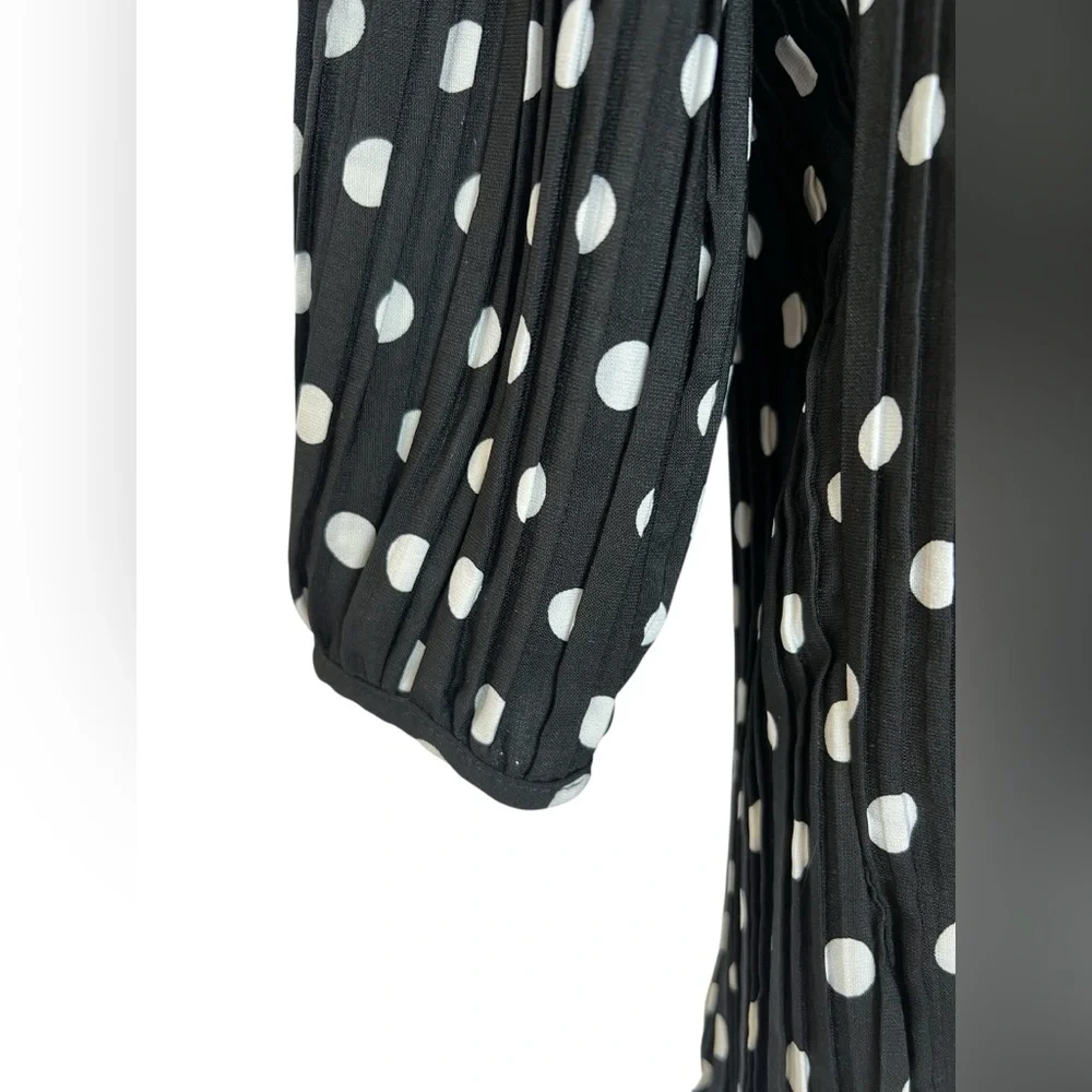 🆕 🖤 NWT LULUS Pleat to Meet You Polka Dot Shift Dress | Black | XS - Picture 9 of 14